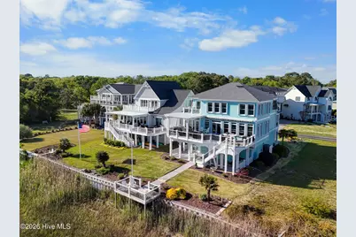 4427 Midshipman Court SE, Southport, NC 28461 - Photo 3