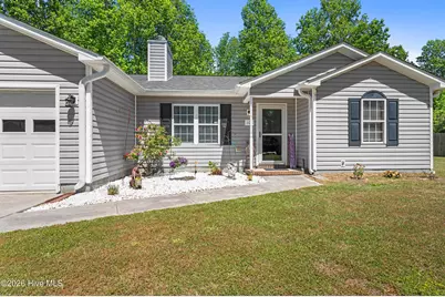 106 Ellen Court, Jacksonville, NC 28540 - Photo 3