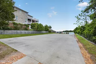 8900 Champion Hills Dr, Wilmington, NC 28411 - Photo 47