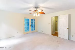 420 E Hedgelawn Way, Southern Pines, NC 28387 - Photo 21