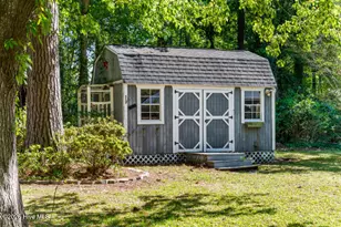 519 Country Club Dr W, Arapahoe, NC 28510 - Photo 13