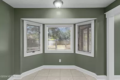 5722 Gondolier Drive, New Bern, NC 28560 - Photo 11