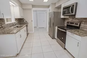 5722 Gondolier Dr, New Bern, NC 28560 - Photo 11