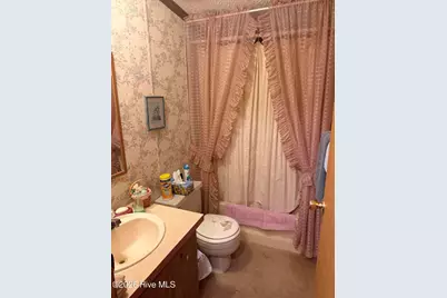 245 Lake Drive SW, Supply, NC 28462 - Photo 13