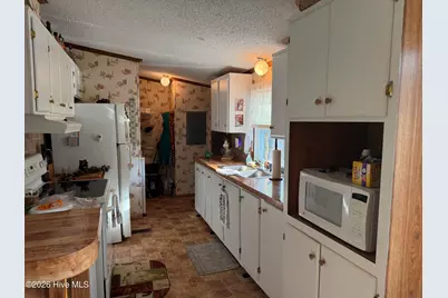 245 Lake Drive SW, Supply, NC 28462 - Photo 7