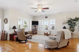 422 Sunrise Ct, Emerald Isle, NC 28594 - Photo 7