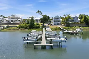 422 Sunrise Ct, Emerald Isle, NC 28594 - Photo 53