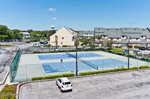 9201 Coast Guard Rd, Emerald Isle, NC 28594 - Photo 31