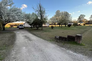 2185 Peacock Rd, Whiteville, NC 28472 - Photo 21