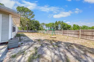 619 E Telfair Cir, Wilmington, NC 28412 - Photo 7