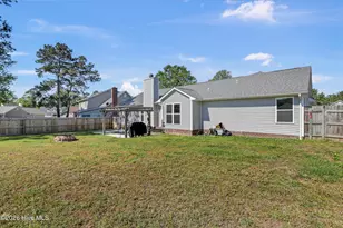 527 Raintree Rd, Jacksonville, NC 28540 - Photo 29