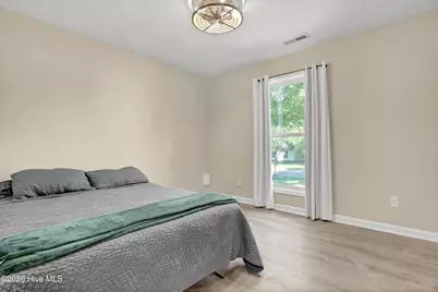 527 Raintree Road, Jacksonville, NC 28540 - Photo 21