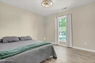 527 Raintree Rd, Jacksonville, NC 28540 - Photo 21
