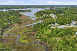 515 Bluff View Ln, Swansboro, NC 28584 - Photo 37