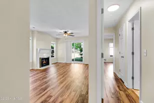 106 W Victoria Ct, Greenville, NC 27834 - Photo 11