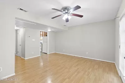 422 Kirkcaldy Court, Fayetteville, NC 28314 - Photo 15