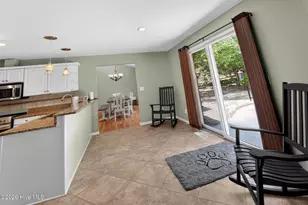 102 Owens Cir, Seven Lakes, NC 27376 - Photo 9