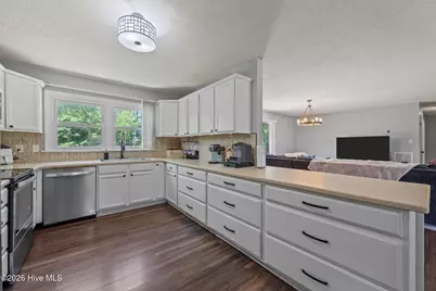 905 Winchester Road, Jacksonville, NC 28546 - Photo 25