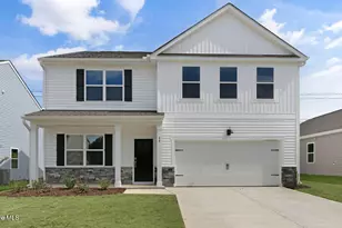 735 Lazy Elm Ln, Aberdeen, NC 28315 - Photo 1