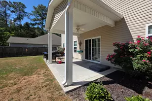 763 Radiant Dr, Jacksonville, NC 28546 - Photo 7