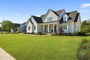 3829 Bay Colony Rd NE, Leland, NC 28451 - Photo 3