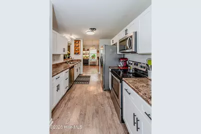 247 Bayberry Court, Jacksonville, NC 28540 - Photo 25