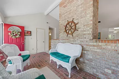 1311 Pelican Drive, New Bern, NC 28560 - Photo 11