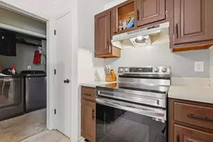 103 Granite Ct, Jacksonville, NC 28540 - Photo 11