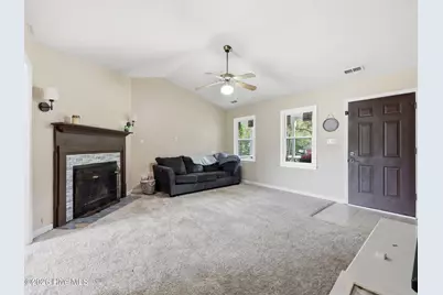 103 Granite Court, Jacksonville, NC 28540 - Photo 5