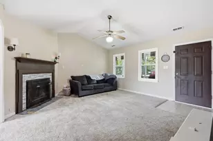 103 Granite Ct, Jacksonville, NC 28540 - Photo 5