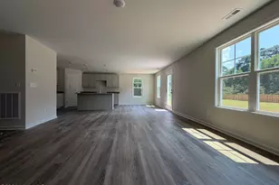 172 Baxley Dr, Dunn, NC 28234 - Photo 5