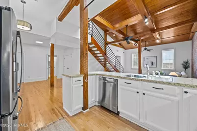 916 W 3rd Street #Unit 10 & 11, Washington, NC 27889 - Photo 7