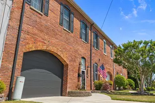 916 W 3rd St, Washington, NC 27889 - Photo 1