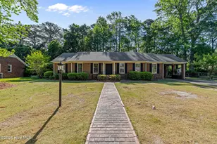 2103 Dallas Dr, Kinston, NC 28504 - Photo 1