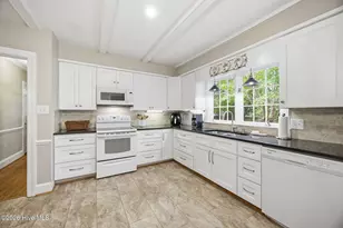 1910 York St, Kinston, NC 28504 - Photo 33