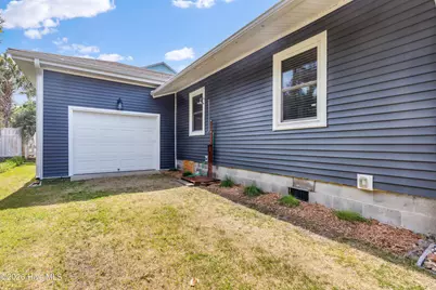 1122 S Topsail Drive, Surf City, NC 28445 - Photo 47