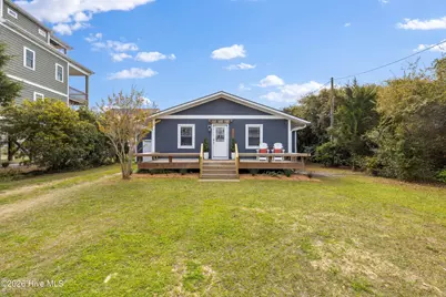 1122 S Topsail Drive, Surf City, NC 28445 - Photo 1