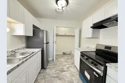 6 Lakewood Court, Jacksonville, NC 28546 - Photo 5