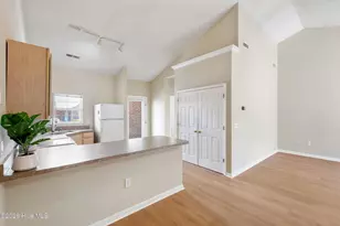 221 Eucalyptus Ln, Wilmington, NC 28412 - Photo 5