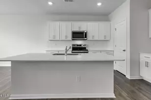 3101 Platinum Cir, West End, NC 27376 - Photo 5