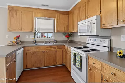 2128 Flagstone Court #G7, Greenville, NC 27834 - Photo 9