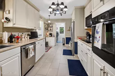 1602 Darian Drive, Elizabeth City, NC 27909 - Photo 3