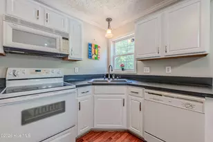 110 Hudson Ln, Jacksonville, NC 28540 - Photo 17