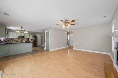 106 Secretariat Drive, Havelock, NC 28532 - Photo 7
