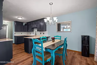 513 Hamlet Avenue, Carolina Beach, NC 28428 - Photo 15
