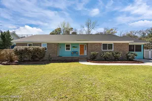 513 Hamlet Ave, Carolina Beach, NC 28428 - Photo 1