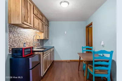 513 Hamlet Avenue, Carolina Beach, NC 28428 - Photo 33