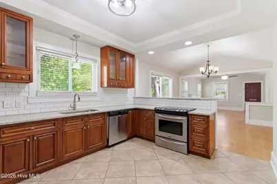 2023 Perry Avenue, Wilmington, NC 28403 - Photo 7