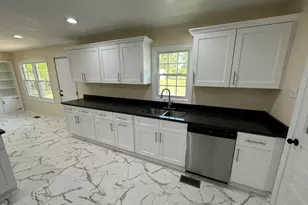 1300 W Church St, Laurinburg, NC 28352 - Photo 5