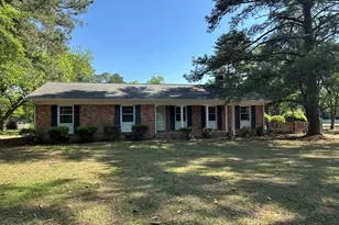 1300 W Church St, Laurinburg, NC 28352 - Photo 1